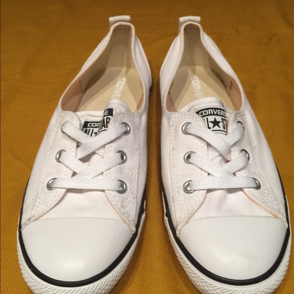 Converse All Star US size 8.5 white sneakers